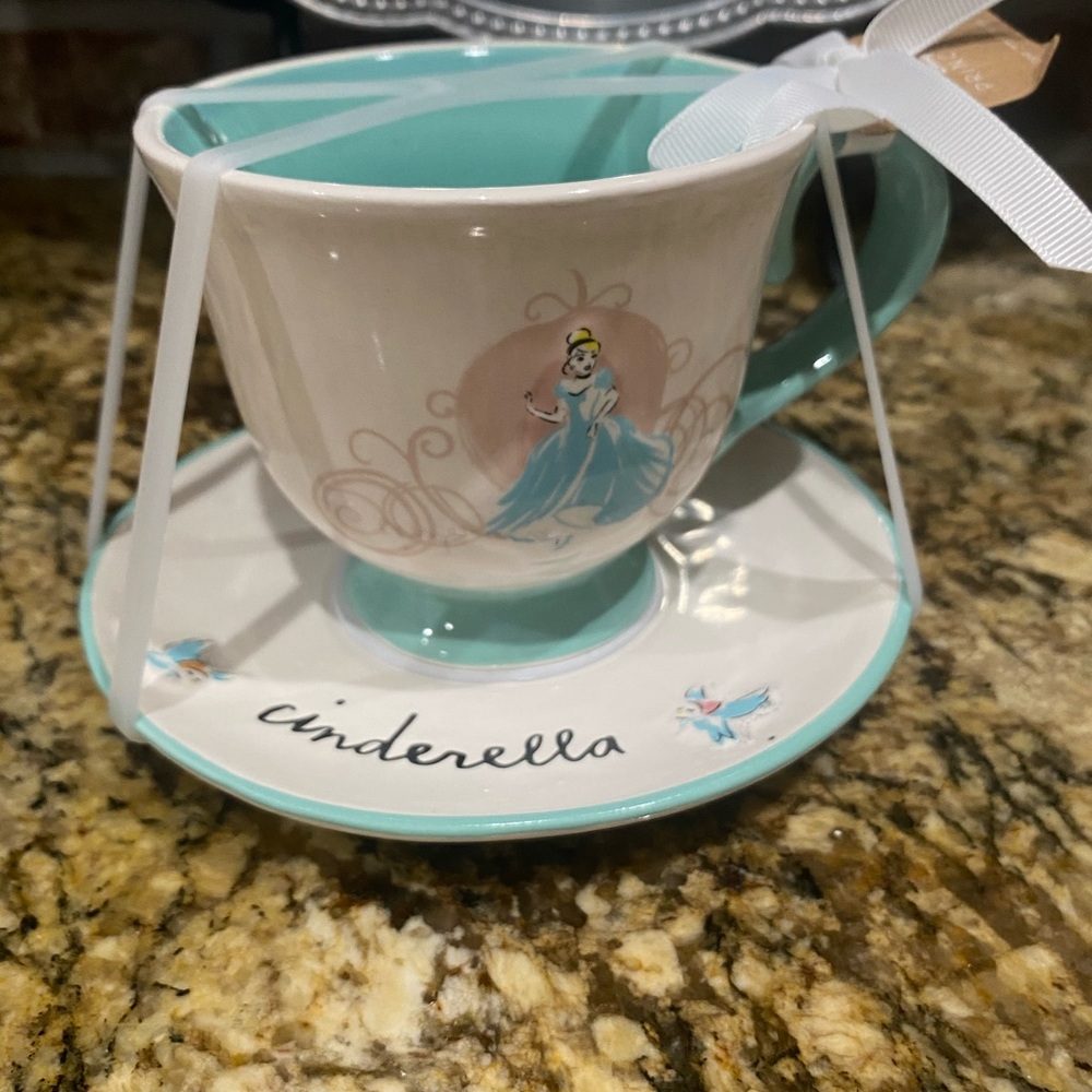 Rae Dunn Disney Princess Cinderella 3d oversize teacup and saucer - Brand New